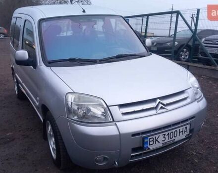 Серый Ситроен Берлинго, объемом двигателя 1.59 л и пробегом 220 тыс. км за 4600 $, фото 3 на Automoto.ua