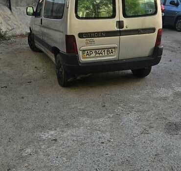 Серый Ситроен Берлинго, объемом двигателя 1.87 л и пробегом 213 тыс. км за 2700 $, фото 1 на Automoto.ua