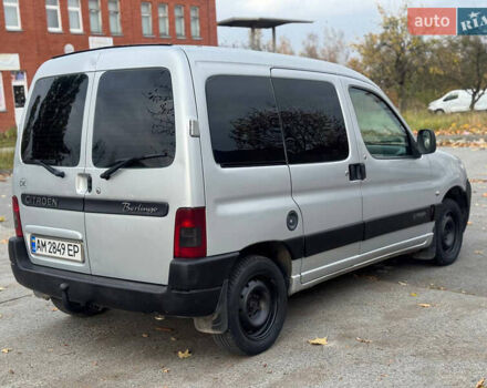 Сітроен Берлінго 2004 у Житомирі на Automoto.ua Сірий Сітроен Берлінго, об'ємом двигуна 1.4 л та пробігом 250 тис. км за 2900 $, фото 6 на Automoto.ua