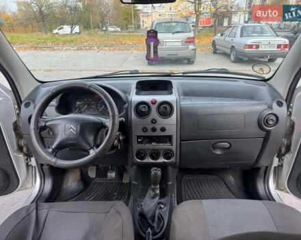 Сітроен Берлінго 2004 у Житомирі на Automoto.ua Сірий Сітроен Берлінго, об'ємом двигуна 1.4 л та пробігом 250 тис. км за 2900 $, фото 11 на Automoto.ua
