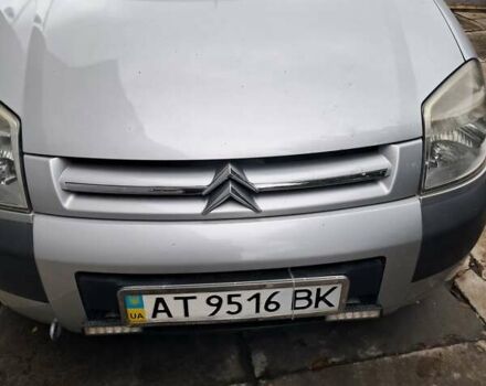 Сірий Сітроен Берлінго, об'ємом двигуна 2 л та пробігом 258 тис. км за 4300 $, фото 9 на Automoto.ua