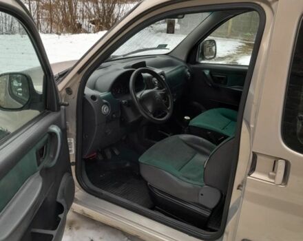 Серый Ситроен Берлинго, объемом двигателя 1.9 л и пробегом 290 тыс. км за 1850 $, фото 5 на Automoto.ua