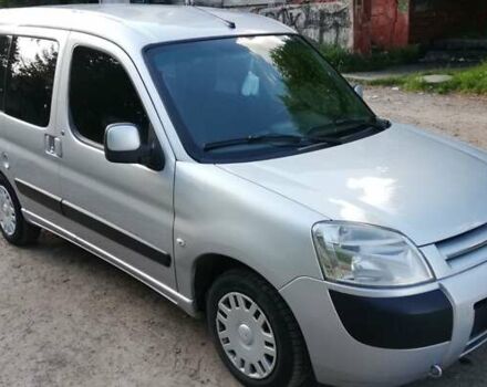 Серый Ситроен Берлинго, объемом двигателя 1.6 л и пробегом 480 тыс. км за 3500 $, фото 1 на Automoto.ua
