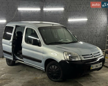 Серый Ситроен Берлинго, объемом двигателя 1.4 л и пробегом 350 тыс. км за 2950 $, фото 1 на Automoto.ua