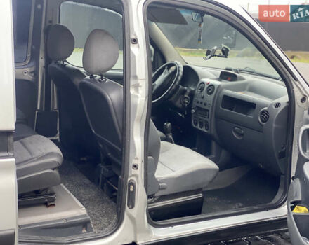 Сірий Сітроен Берлінго, об'ємом двигуна 1.56 л та пробігом 300 тис. км за 2500 $, фото 11 на Automoto.ua