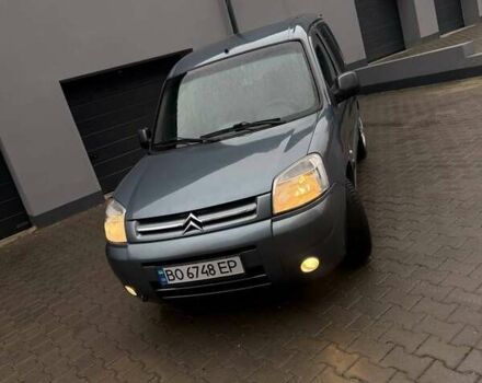 Серый Ситроен Берлинго, объемом двигателя 1.59 л и пробегом 158 тыс. км за 4999 $, фото 2 на Automoto.ua