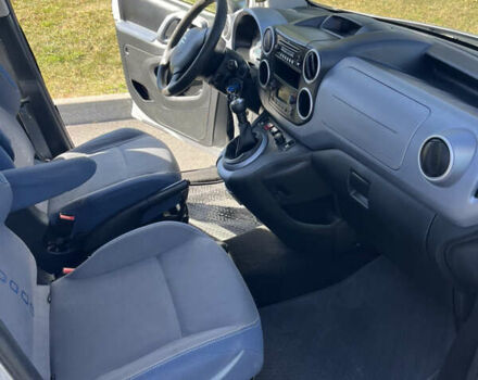 Серый Ситроен Берлинго, объемом двигателя 1.6 л и пробегом 289 тыс. км за 5800 $, фото 7 на Automoto.ua