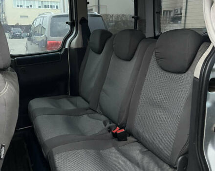 Серый Ситроен Берлинго, объемом двигателя 1.59 л и пробегом 242 тыс. км за 3000 $, фото 5 на Automoto.ua