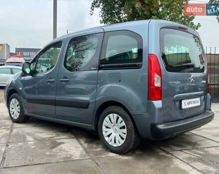 Серый Ситроен Берлинго, объемом двигателя 1.56 л и пробегом 299 тыс. км за 6490 $, фото 4 на Automoto.ua