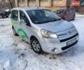 Серый Ситроен Берлинго, объемом двигателя 1.6 л и пробегом 324 тыс. км за 5100 $, фото 1 на Automoto.ua