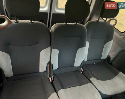 Серый Ситроен Берлинго, объемом двигателя 1.56 л и пробегом 189 тыс. км за 3550 $, фото 10 на Automoto.ua