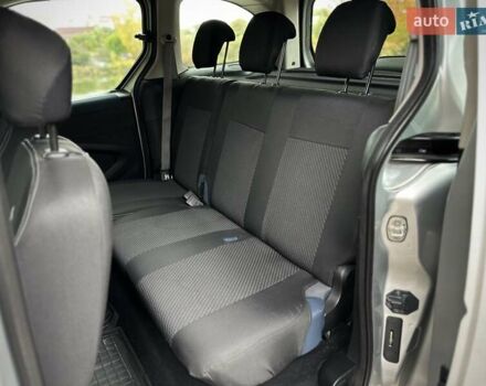 Серый Ситроен Берлинго, объемом двигателя 1.6 л и пробегом 251 тыс. км за 7499 $, фото 47 на Automoto.ua