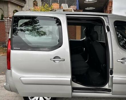 Серый Ситроен Берлинго, объемом двигателя 1.6 л и пробегом 251 тыс. км за 7499 $, фото 39 на Automoto.ua