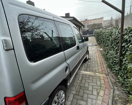 Сірий Сітроен Берлінго, об'ємом двигуна 1.6 л та пробігом 179 тис. км за 2000 $, фото 5 на Automoto.ua