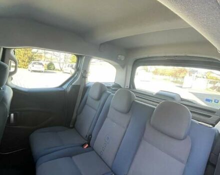 Сірий Сітроен Берлінго, об'ємом двигуна 1.6 л та пробігом 262 тис. км за 6250 $, фото 13 на Automoto.ua