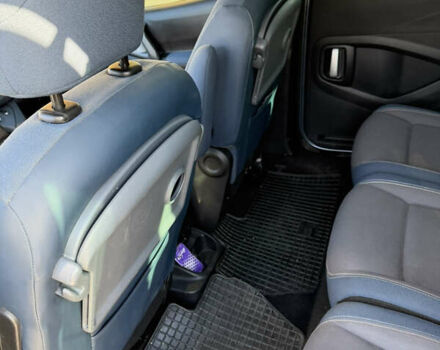 Серый Ситроен Берлинго, объемом двигателя 1.6 л и пробегом 182 тыс. км за 7000 $, фото 21 на Automoto.ua