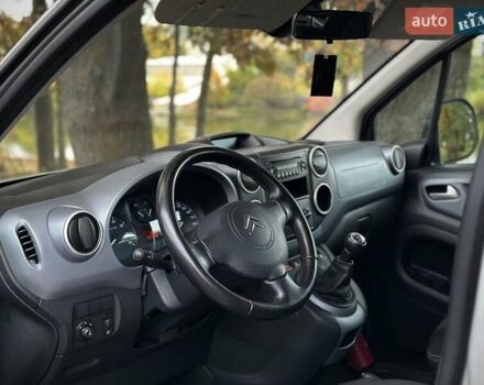 Серый Ситроен Берлинго, объемом двигателя 1.6 л и пробегом 251 тыс. км за 7499 $, фото 42 на Automoto.ua