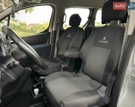 Серый Ситроен Берлинго, объемом двигателя 1.6 л и пробегом 251 тыс. км за 7499 $, фото 45 на Automoto.ua