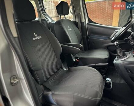 Серый Ситроен Берлинго, объемом двигателя 1.6 л и пробегом 251 тыс. км за 7499 $, фото 51 на Automoto.ua