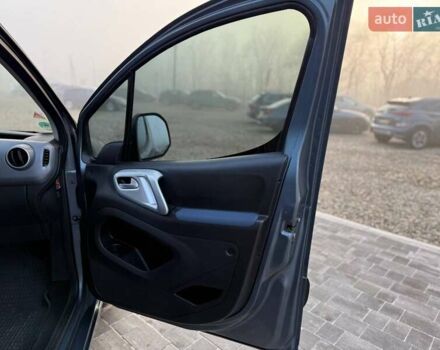 Серый Ситроен Берлинго, объемом двигателя 1.6 л и пробегом 255 тыс. км за 5699 $, фото 21 на Automoto.ua