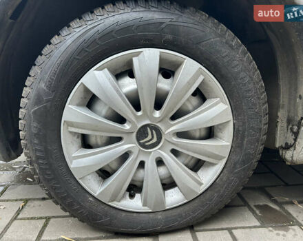 Сірий Сітроен Берлінго, об'ємом двигуна 1.6 л та пробігом 179 тис. км за 2000 $, фото 18 на Automoto.ua