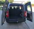 Серый Ситроен Берлинго, объемом двигателя 1.6 л и пробегом 278 тыс. км за 6999 $, фото 5 на Automoto.ua