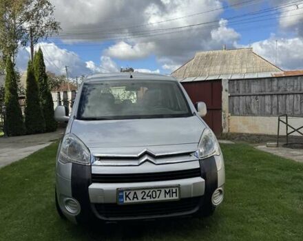 Сітроен Берлінго 2010 у Києві на Automoto.ua Сірий Сітроен Берлінго, об'ємом двигуна 1.6 л та пробігом 212 тис. км за 7099 $, фото 1 на Automoto.ua