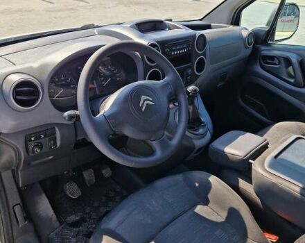 Сітроен Берлінго 2010 у Чернівцях на Automoto.ua Сірий Сітроен Берлінго, об'ємом двигуна 1.56 л та пробігом 302 тис. км за 6450 $, фото 6 на Automoto.ua