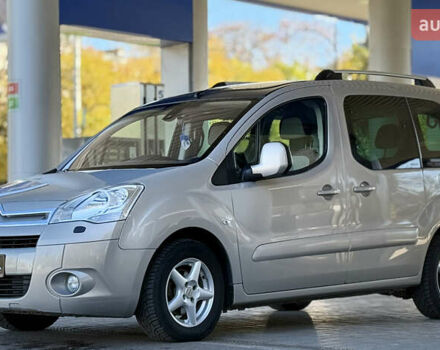 Ситроен Берлинго 2010 в Николаеве на Automoto.ua Серый Ситроен Берлинго, объемом двигателя 1.56 л и пробегом 240 тыс. км за 7999 $, фото 2 на Automoto.ua