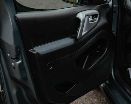 Ситроен Берлинго 2010 в Бурштыне на Automoto.ua Серый Ситроен Берлинго, объемом двигателя 1.6 л и пробегом 226 тыс. км за 7200 $, фото 23 на Automoto.ua