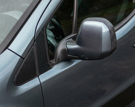 Ситроен Берлинго 2010 в Бурштыне на Automoto.ua Серый Ситроен Берлинго, объемом двигателя 1.6 л и пробегом 226 тыс. км за 7200 $, фото 24 на Automoto.ua