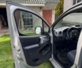 Сітроен Берлінго 2010 у Києві на Automoto.ua Сірий Сітроен Берлінго, об'ємом двигуна 1.6 л та пробігом 212 тис. км за 7099 $, фото 9 на Automoto.ua