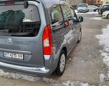Серый Ситроен Берлинго, объемом двигателя 1.6 л и пробегом 212 тыс. км за 7430 $, фото 4 на Automoto.ua