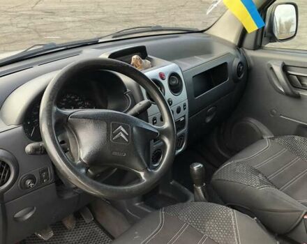 Сірий Сітроен Берлінго, об'ємом двигуна 1.6 л та пробігом 335 тис. км за 5000 $, фото 5 на Automoto.ua