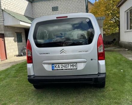 Сітроен Берлінго 2010 у Києві на Automoto.ua Сірий Сітроен Берлінго, об'ємом двигуна 1.6 л та пробігом 212 тис. км за 7099 $, фото 4 на Automoto.ua