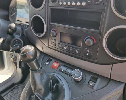 Сітроен Берлінго 2010 у Чернівцях на Automoto.ua Сірий Сітроен Берлінго, об'ємом двигуна 1.56 л та пробігом 302 тис. км за 6450 $, фото 11 на Automoto.ua