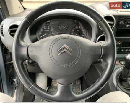 Серый Ситроен Берлинго, объемом двигателя 1.6 л и пробегом 250 тыс. км за 8000 $, фото 8 на Automoto.ua