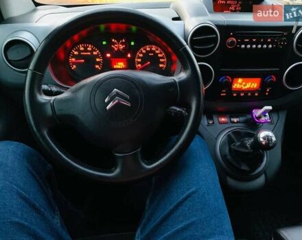 Сірий Сітроен Берлінго, об'ємом двигуна 1.6 л та пробігом 225 тис. км за 6999 $, фото 28 на Automoto.ua
