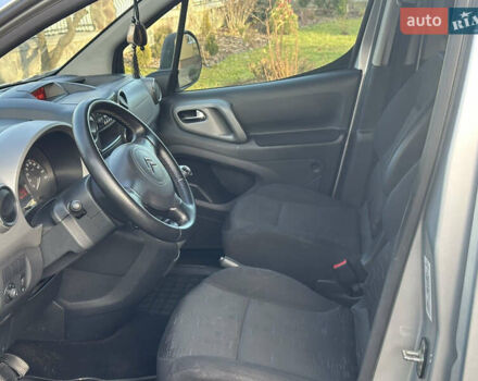 Серый Ситроен Берлинго, объемом двигателя 1.56 л и пробегом 290 тыс. км за 5900 $, фото 4 на Automoto.ua