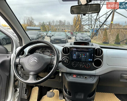 Серый Ситроен Берлинго, объемом двигателя 1.6 л и пробегом 227 тыс. км за 8700 $, фото 18 на Automoto.ua