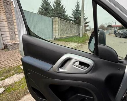 Серый Ситроен Берлинго, объемом двигателя 1.56 л и пробегом 172 тыс. км за 9400 $, фото 40 на Automoto.ua