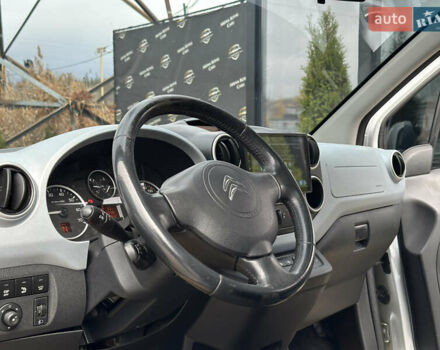 Серый Ситроен Берлинго, объемом двигателя 1.6 л и пробегом 227 тыс. км за 8700 $, фото 13 на Automoto.ua