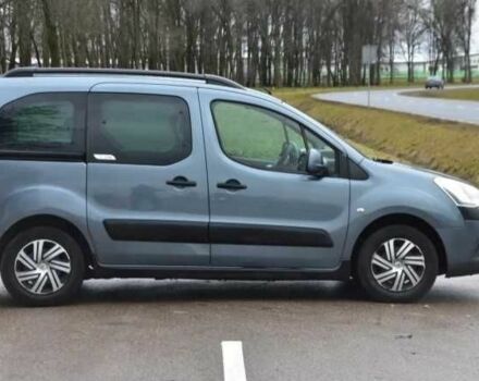 Серый Ситроен Берлинго, объемом двигателя 1.6 л и пробегом 206 тыс. км за 6300 $, фото 1 на Automoto.ua