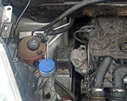 Ситроен Берлинго 2012 в Львове на Automoto.ua Серый Ситроен Берлинго, объемом двигателя 1.6 л и пробегом 264 тыс. км за 7600 $, фото 17 на Automoto.ua