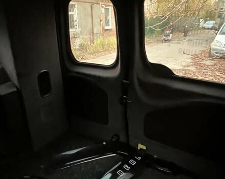 Сірий Сітроен Берлінго, об'ємом двигуна 1.56 л та пробігом 235 тис. км за 5000 $, фото 35 на Automoto.ua