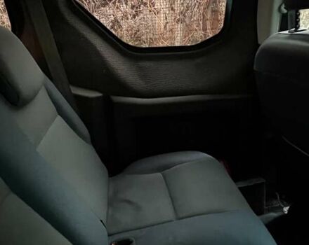 Сірий Сітроен Берлінго, об'ємом двигуна 1.56 л та пробігом 235 тис. км за 5000 $, фото 38 на Automoto.ua