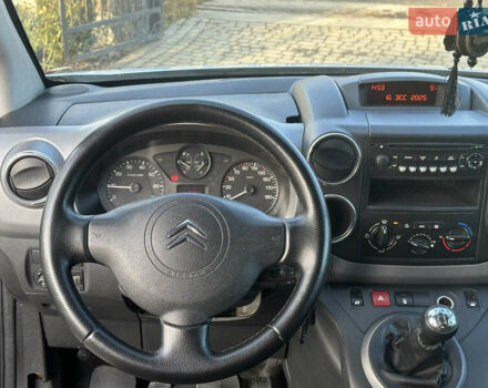 Серый Ситроен Берлинго, объемом двигателя 1.56 л и пробегом 290 тыс. км за 5900 $, фото 5 на Automoto.ua