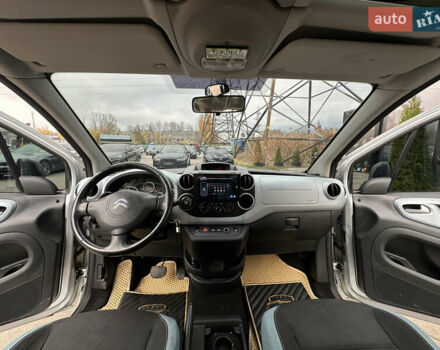 Серый Ситроен Берлинго, объемом двигателя 1.6 л и пробегом 227 тыс. км за 8700 $, фото 17 на Automoto.ua