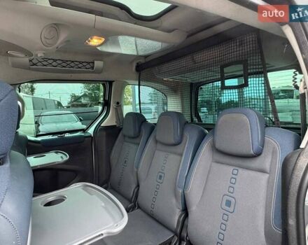 Серый Ситроен Берлинго, объемом двигателя 0 л и пробегом 224 тыс. км за 8950 $, фото 8 на Automoto.ua