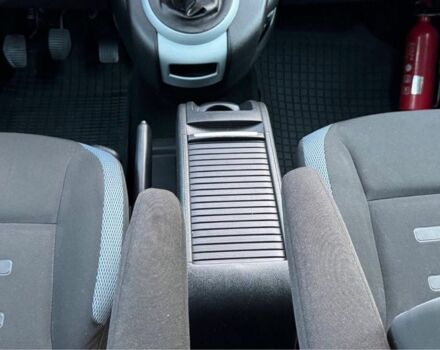 Сірий Сітроен Берлінго, об'ємом двигуна 1.6 л та пробігом 249 тис. км за 5800 $, фото 23 на Automoto.ua